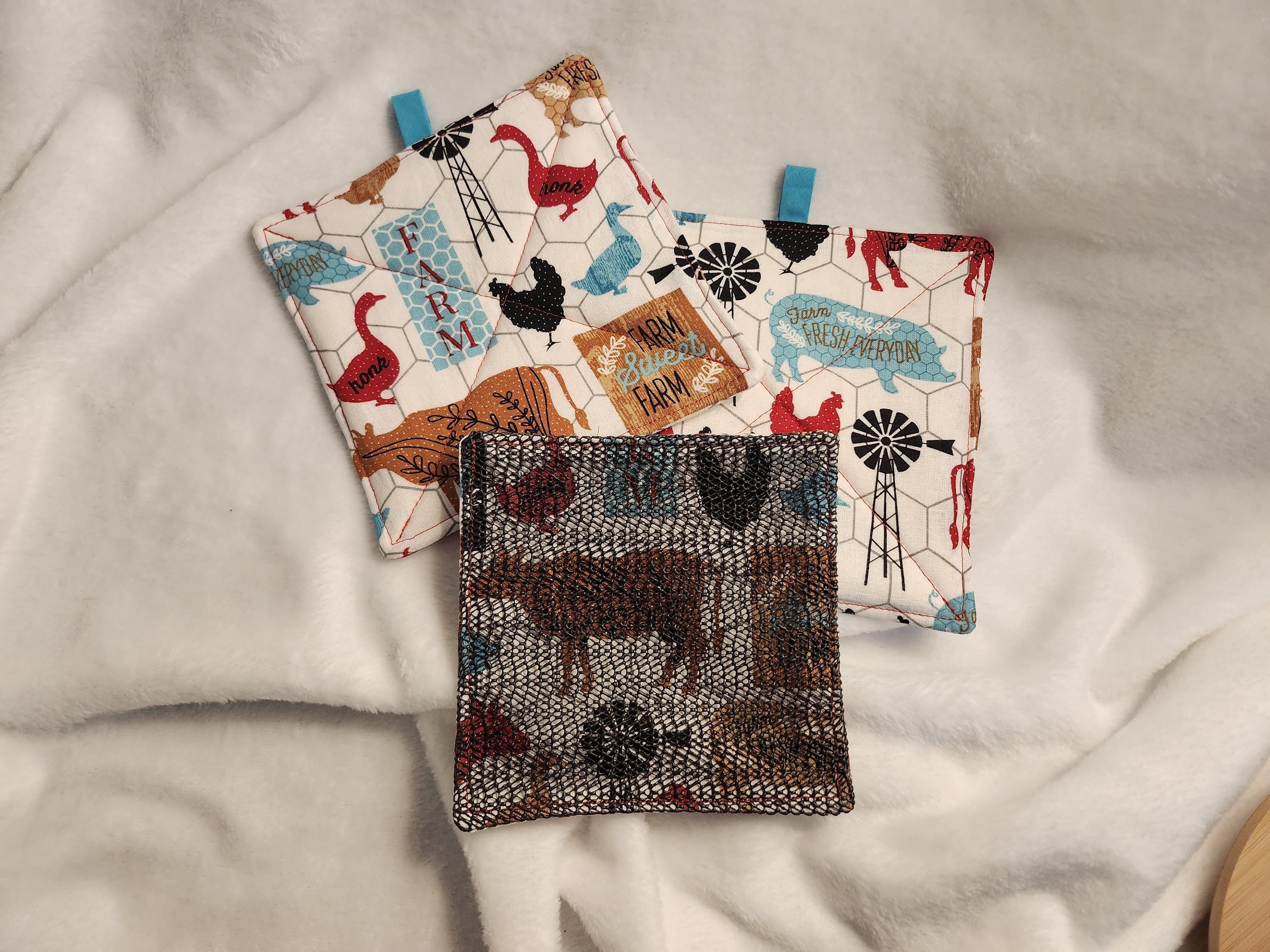 Rustic Farmhouse Potholders and Jar Opener Set Handmade Kitchen Must Haves